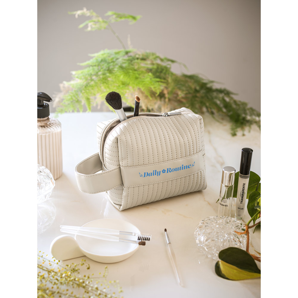 Bolsa de cosméticos personalizada produzida em PU reciclado