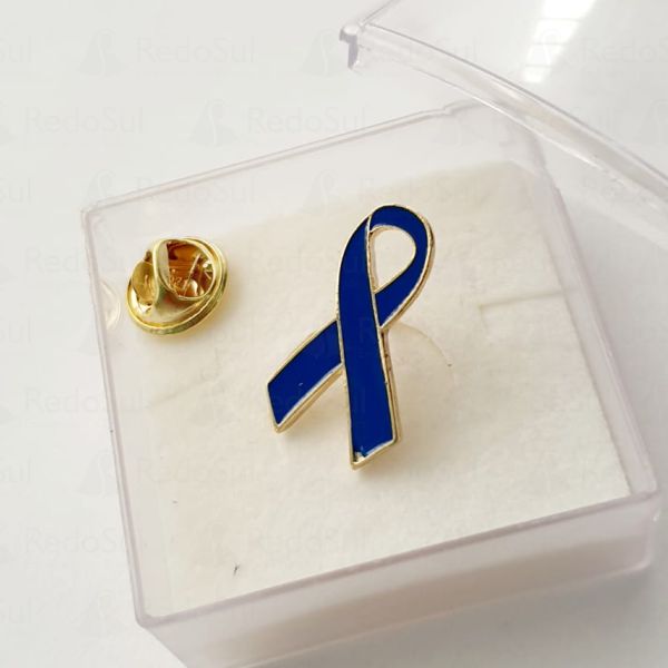 Pin em Metal Recortado