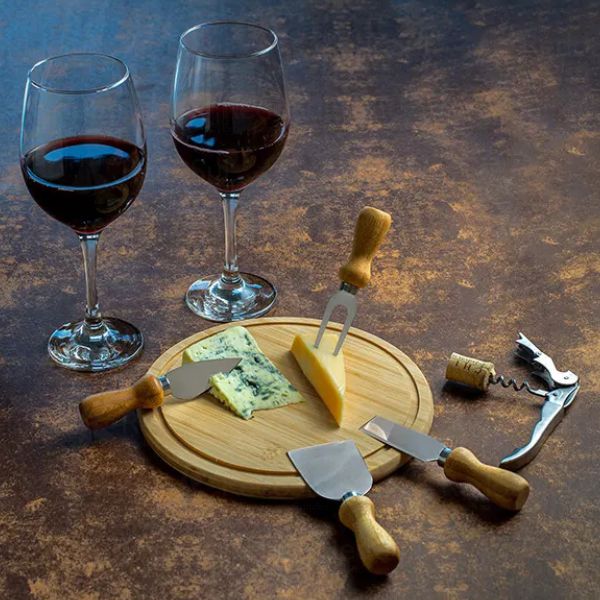 Kit Queijo e Vinho Personalizado 8 Peças
