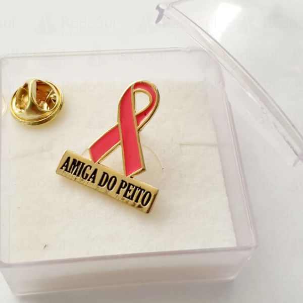 Pin em Metal Recortado